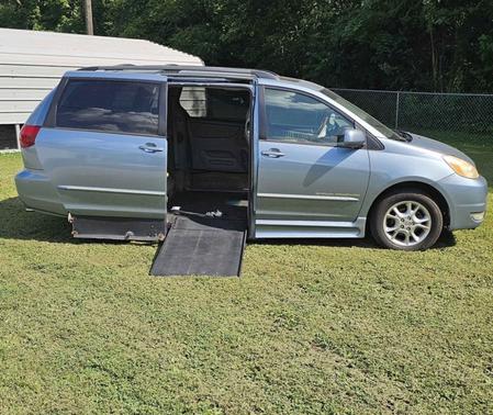 2005 Toyota Sienna XLE Limited