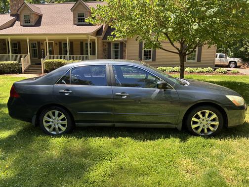 Gray 2006 Honda Accord LX