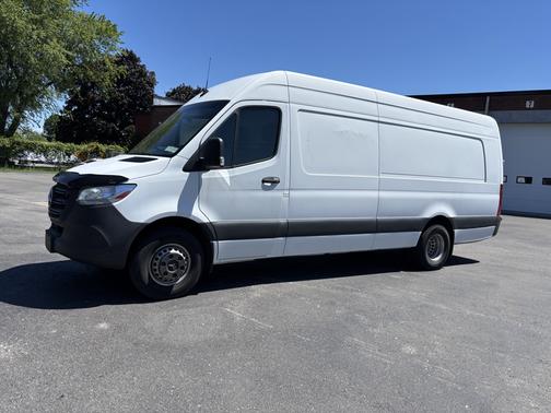 White 2019 Mercedes-Benz Sprinter 3500 High Roof