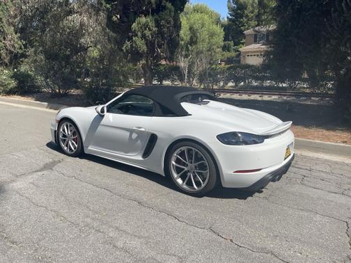 2021 Porsche 718 Spyder Base