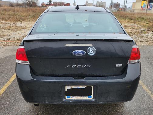 Black 2010 Ford Focus SES