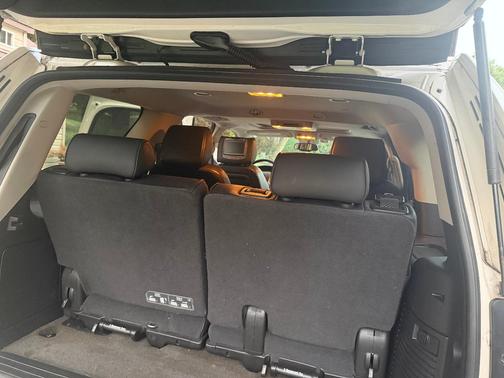 White 2013 Cadillac Escalade Platinum Edition