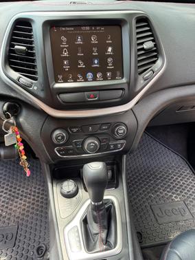 Red 2016 Jeep Cherokee Trailhawk
