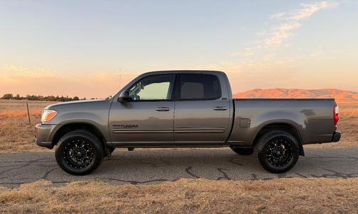 Gray 2005 Toyota Tundra SR5 Double Cab