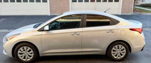 2020 Hyundai Accent SE