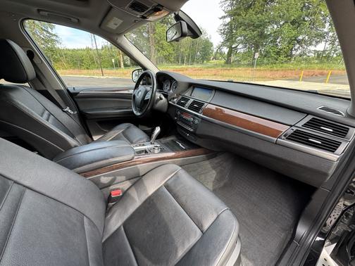 Black 2012 BMW X5 xDrive35d