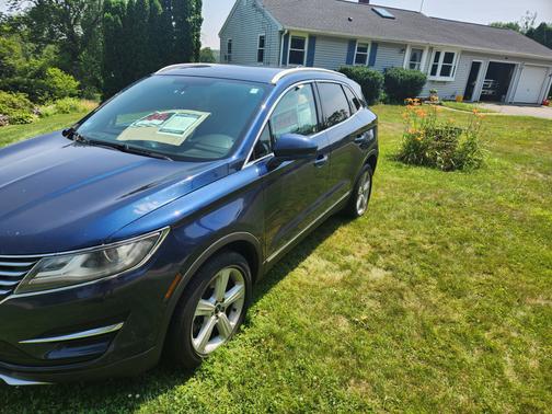 2016 Lincoln MKC Premier