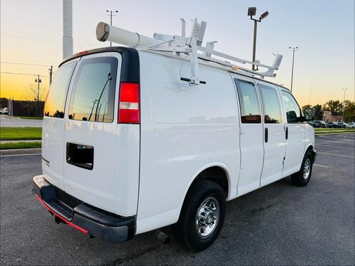 White 2014 Chevrolet Express 2500 Work Van