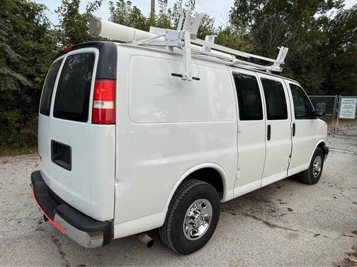 White 2014 Chevrolet Express 2500 Work Van