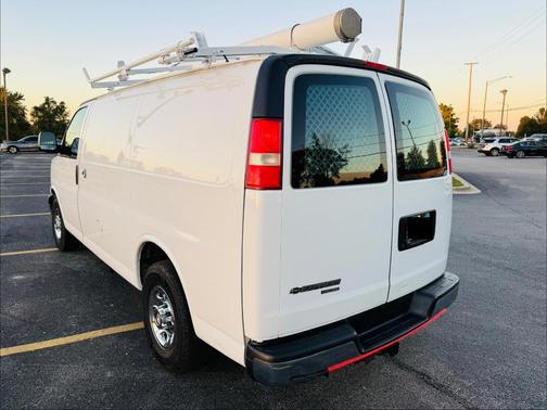 White 2014 Chevrolet Express 2500 Work Van