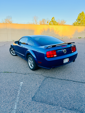 Blue 2006 Ford Mustang GT