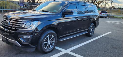 Black 2018 Ford Expedition Max XLT