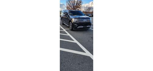 Black 2018 Ford Expedition Max XLT