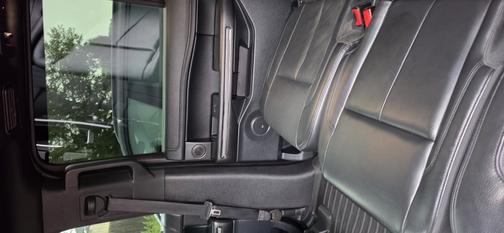 Black 2018 Ford Expedition Max XLT