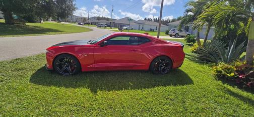 Red 2018 Chevrolet Camaro 1SS