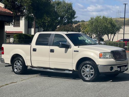 White 2007 Ford F-150 Lariat SuperCrew