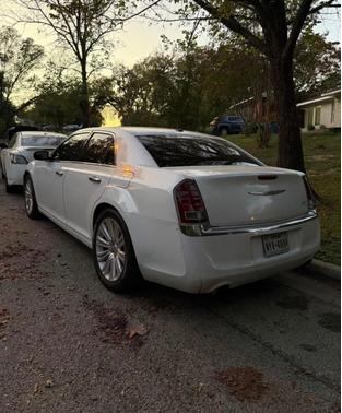 White 2012 Chrysler 300C Base