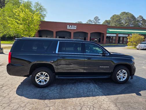 Black 2019 Chevrolet Suburban LT