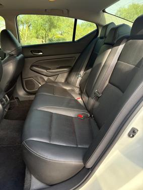 White 2019 Nissan Altima 2.5 Platinum