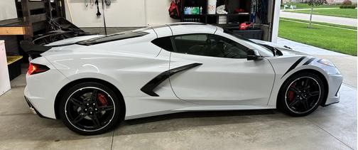 2021 Chevrolet Corvette Stingray w/2LT