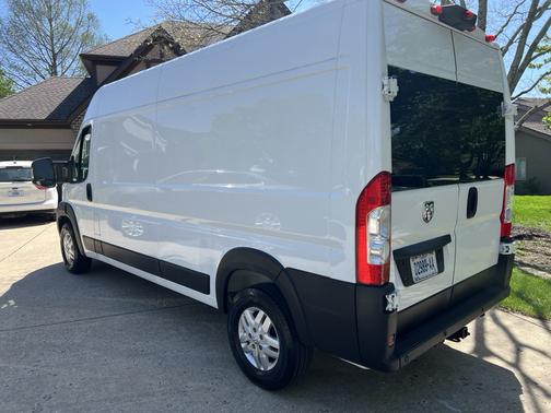 White 2020 RAM ProMaster 2500 High Roof