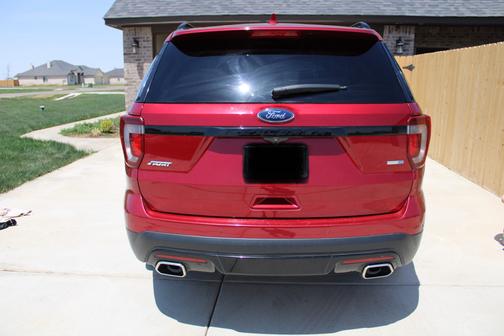 Photo 2 of 29 of 2017 Ford Explorer Sport