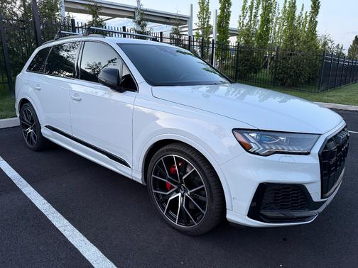 White 2021 Audi SQ7 4.0T Prestige