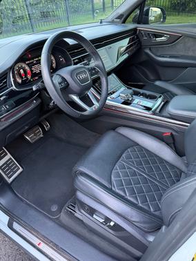 White 2021 Audi SQ7 4.0T Prestige