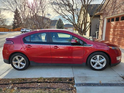 2012 Chevrolet Volt Base