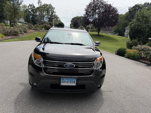 Brown 2014 Ford Explorer Limited