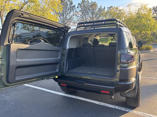 2013 Toyota FJ Cruiser Base