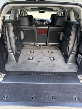 White 2013 Lexus LX 570 Base