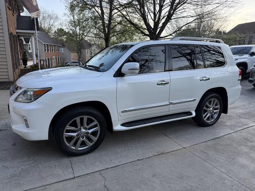 White 2013 Lexus LX 570 Base