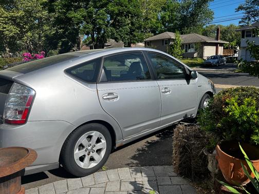 Silver 2008 Toyota Prius Touring