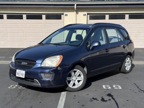 2007 Kia Rondo LX