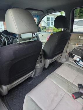 Blue 2014 Honda Pilot EX