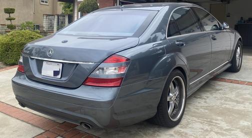 Gray 2007 Mercedes-Benz S-Class S 550