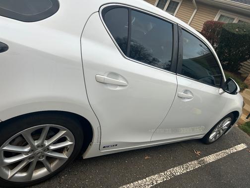 2011 Lexus CT 200h Base