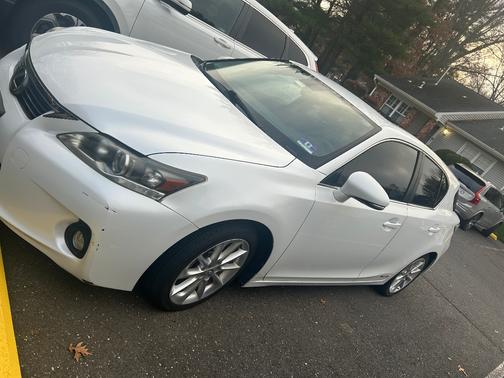 2011 Lexus CT 200h Base