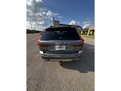 2018 Volvo XC60 T5 Momentum