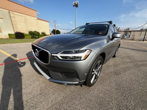 2018 Volvo XC60 T5 Momentum