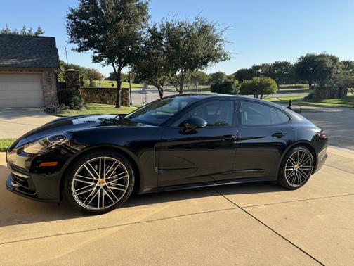 2018 Porsche Panamera 4S