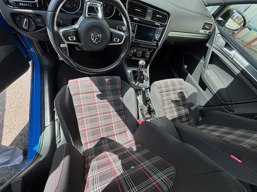 2019 Volkswagen Golf GTI 2.0T Rabbit Edition 4-Door