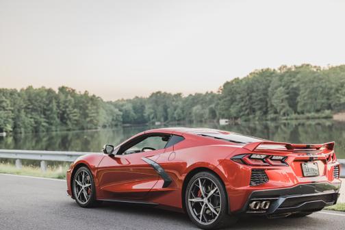 Photo 2 of 10 of 2021 Chevrolet Corvette Stingray w/3LT