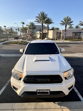 White 2013 Toyota Tacoma PreRunner