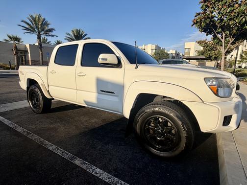 White 2013 Toyota Tacoma PreRunner