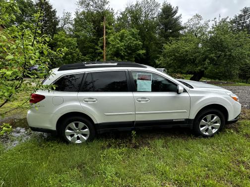 2010 Subaru Outback 2.5 i Limited