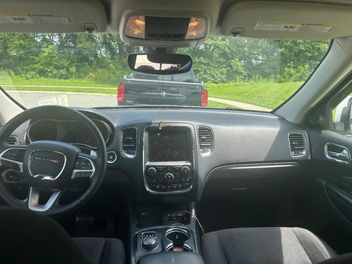 White 2017 Dodge Durango SXT