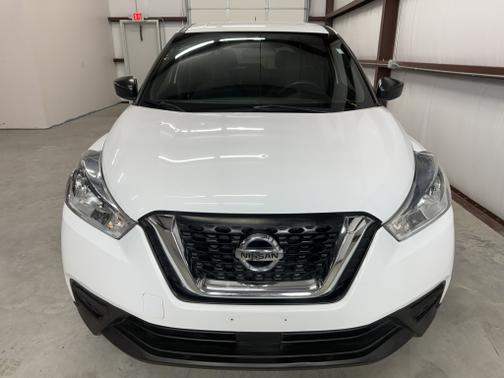2020 Nissan Kicks S