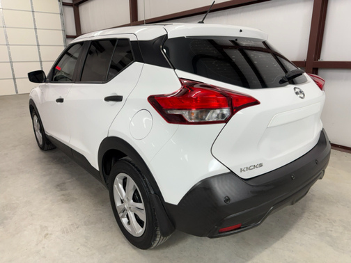 2020 Nissan Kicks S